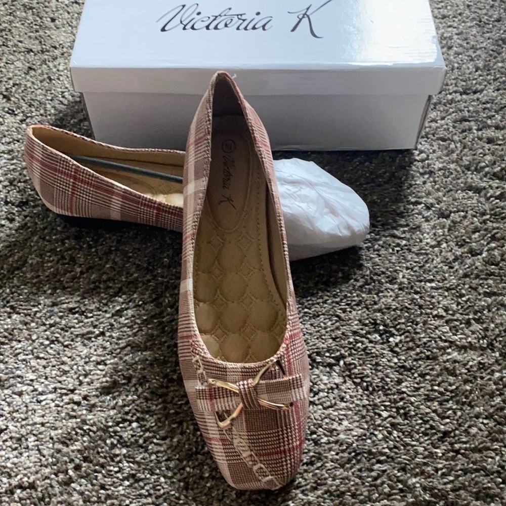 Victoria K Women’s Red Plaid Shoes 8.5 NIB